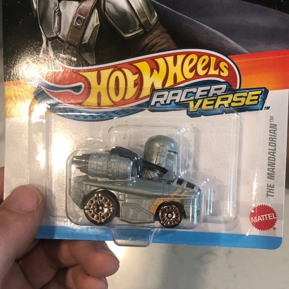 Madalorian Racer Verse Hot Wheels
